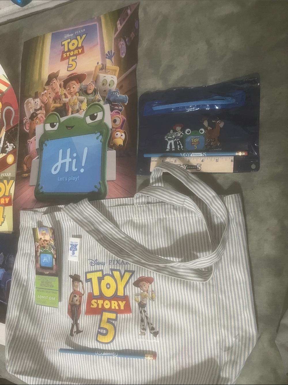 Toy Story 5 Bundle Tote, Ticket, Pencil case, ruler, button Movie posters 6/26 - Picture 9 of 12